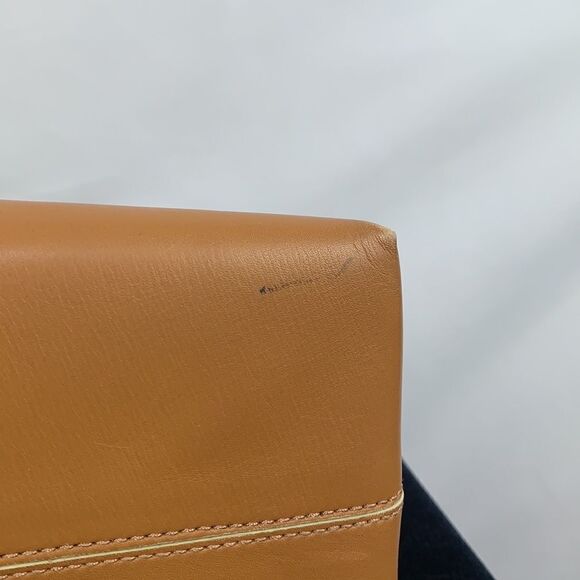Tod’s tan leather satchel bag - Picture 7 of 11